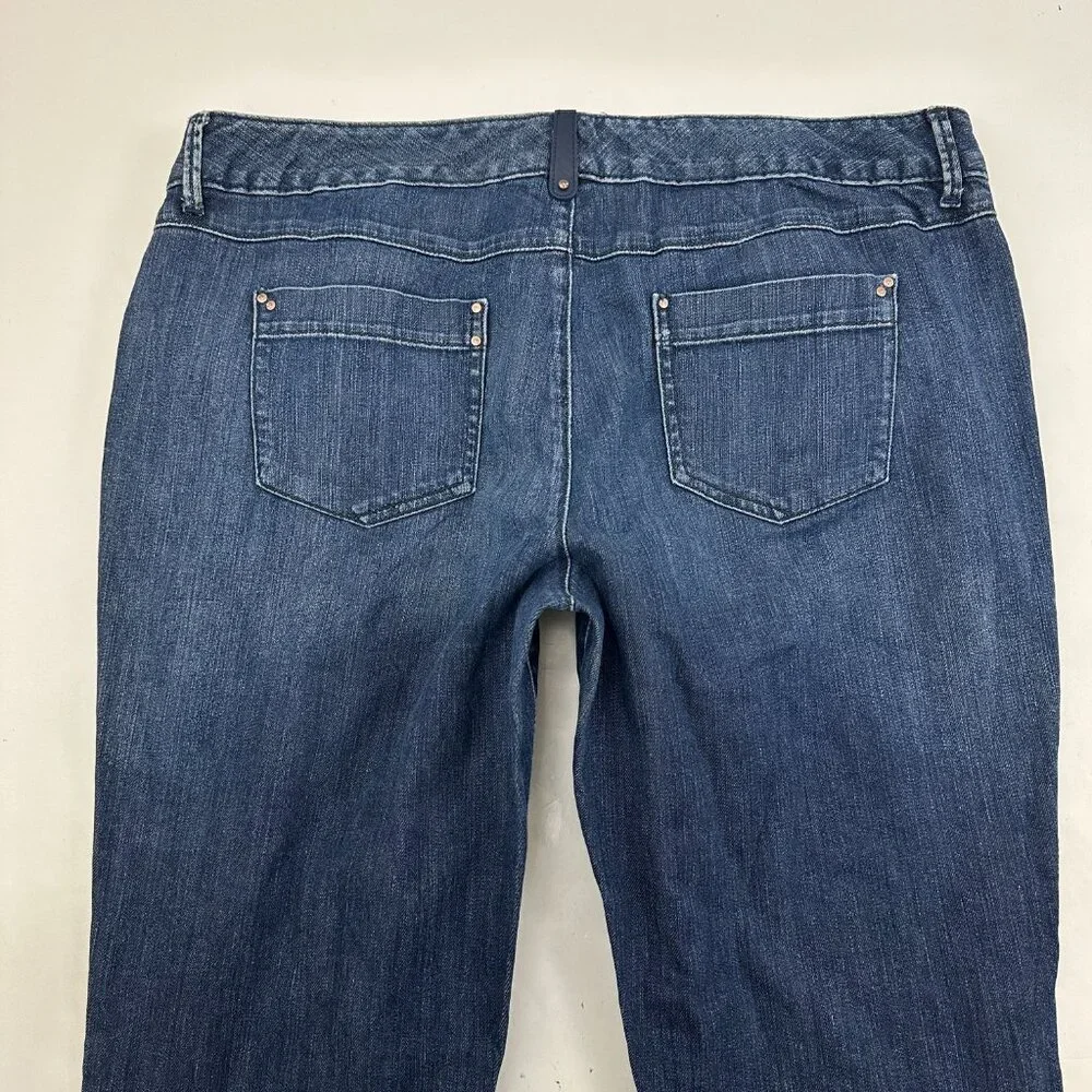 Mossimo‎ Straight Leg Women's size 12 Dark Wash Blue Denim Jeans
